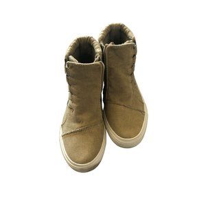 Blowfish sneaker size US 7